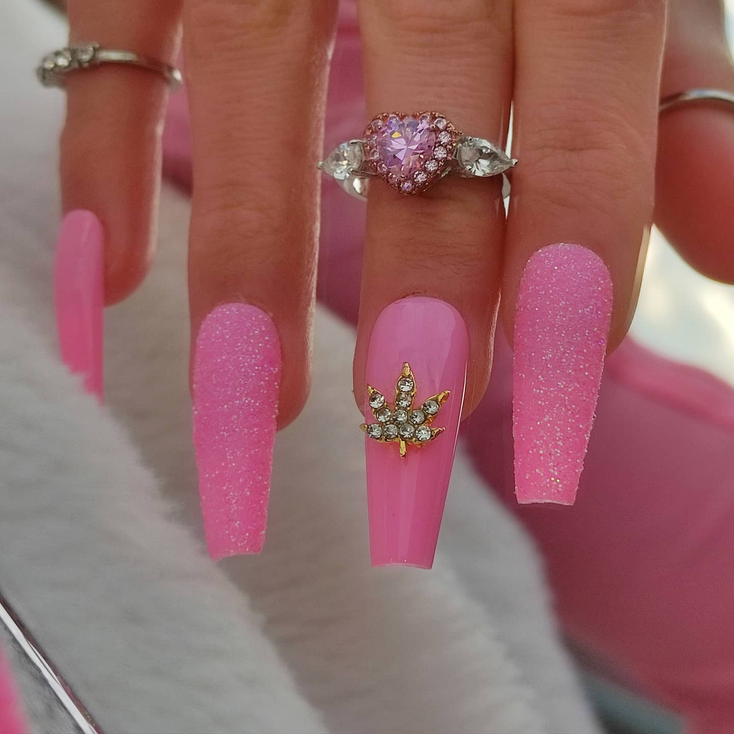 Blunt Barbie ♡